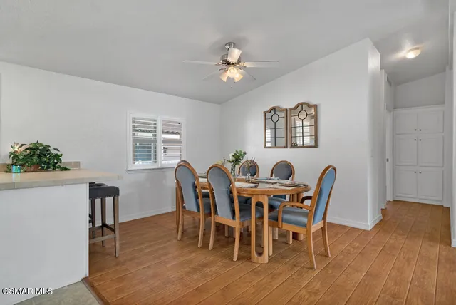 $329,900 | 195 Tierra Rejada Road, Unit 180, Simi Valley, CA 93065