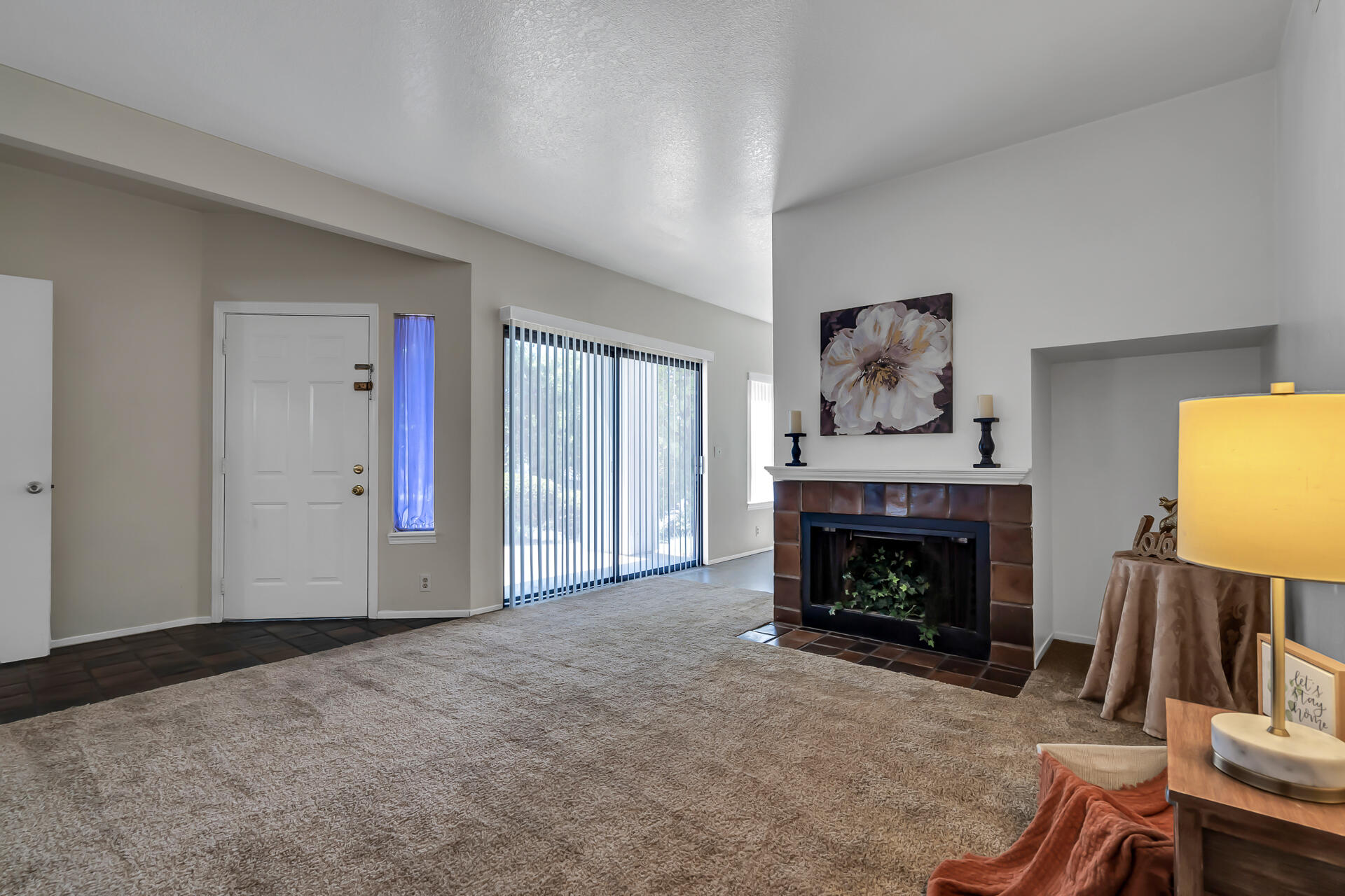 410 Ridgecrest Trail, Unit 129 Redding, CA 96003 - Photo 4 of 26 Front Entry