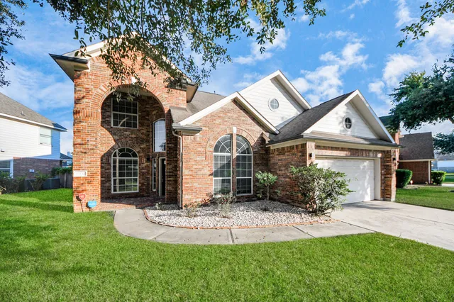 $369,000 | 13138 Durbridge Trail Drive, Houston, TX 77065