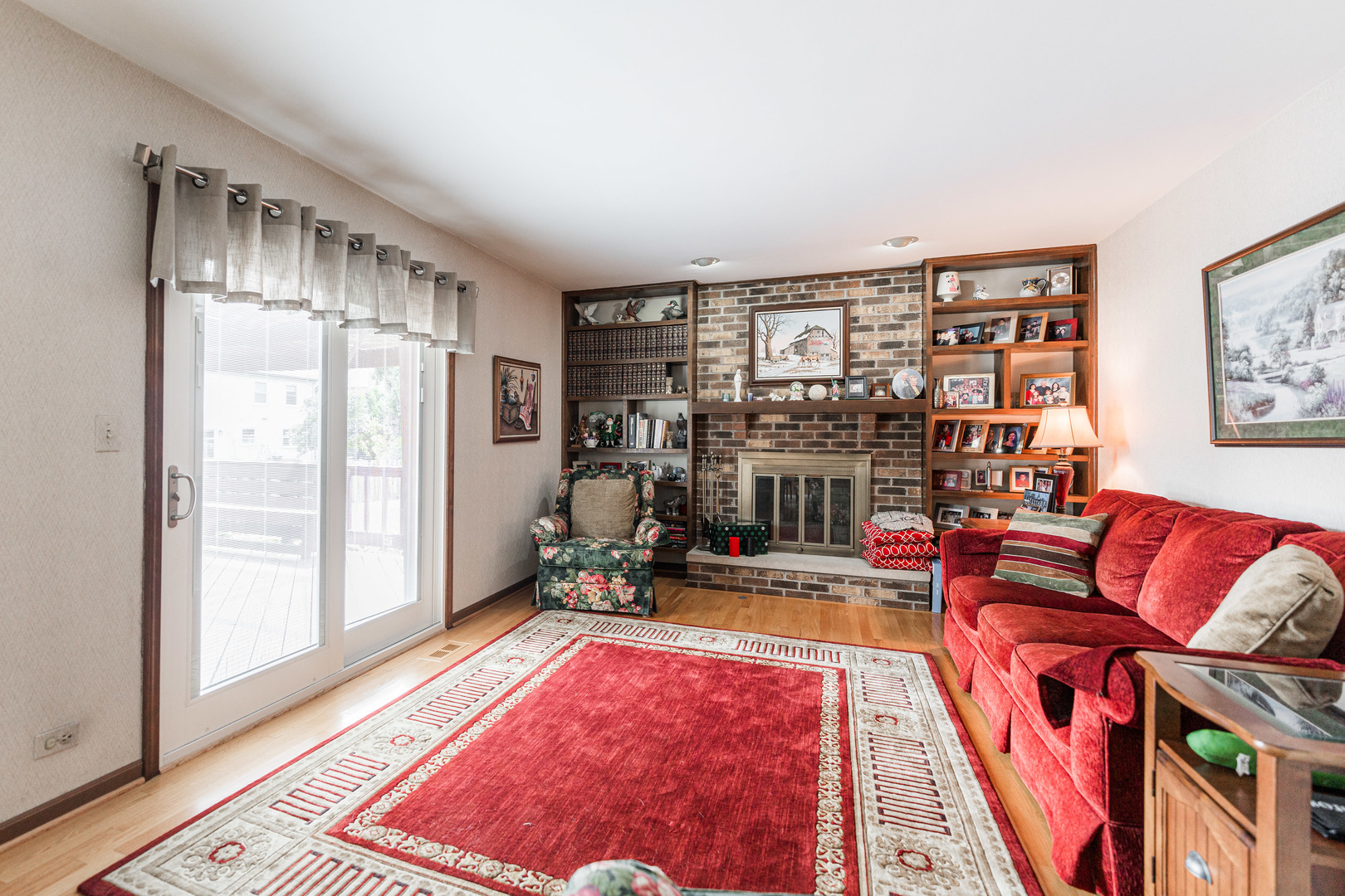 1301 Saddle Row Addison, IL 60101 - Photo 14 of 32 Gallery Image 14