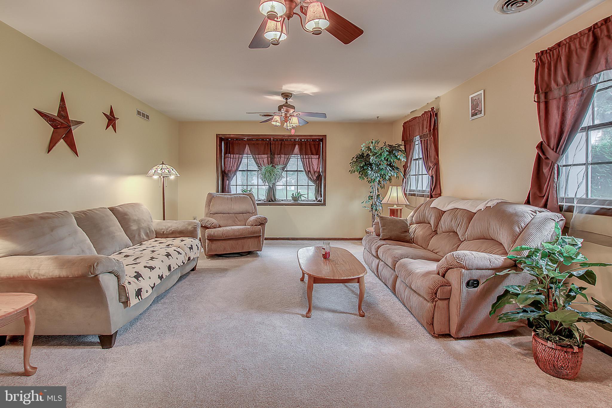 1126 Walters Road Pennsburg, PA 18073 - Photo 12 of 35 Gallery Image 12