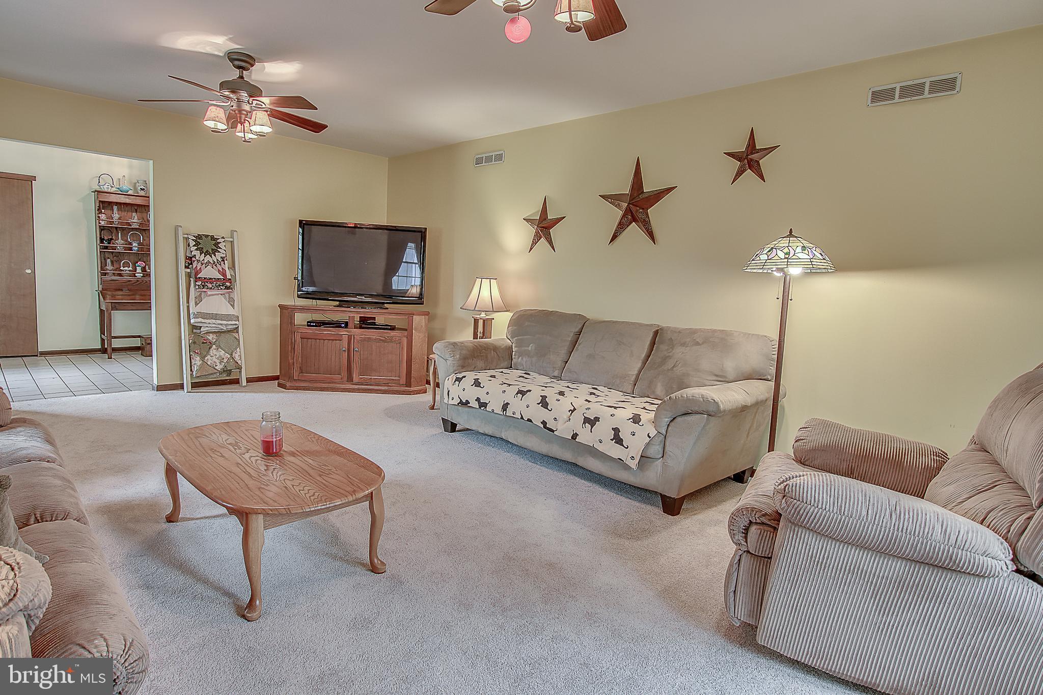 1126 Walters Road Pennsburg, PA 18073 - Photo 13 of 35 Gallery Image 13