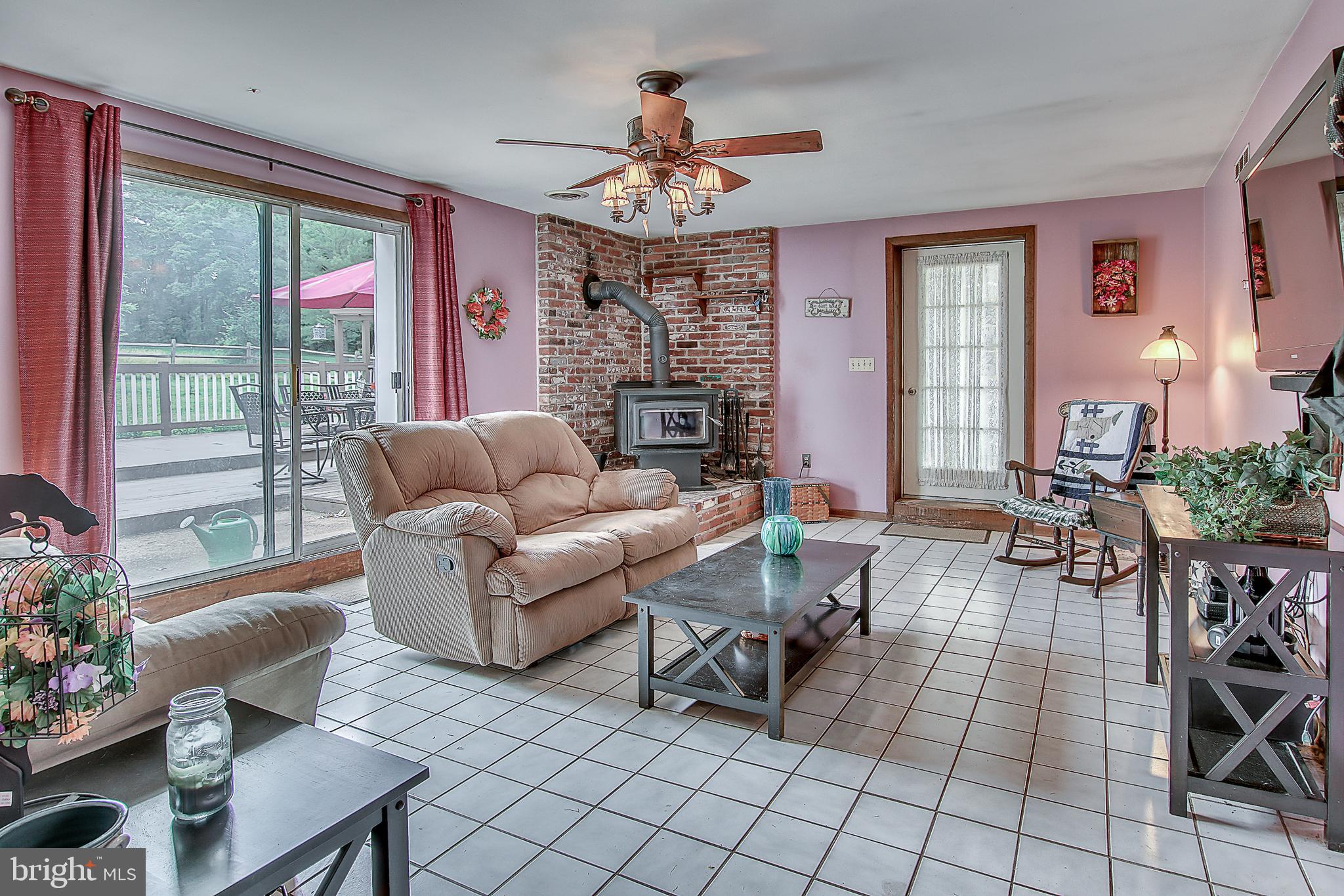 1126 Walters Road Pennsburg, PA 18073 - Photo 14 of 35 Gallery Image 14