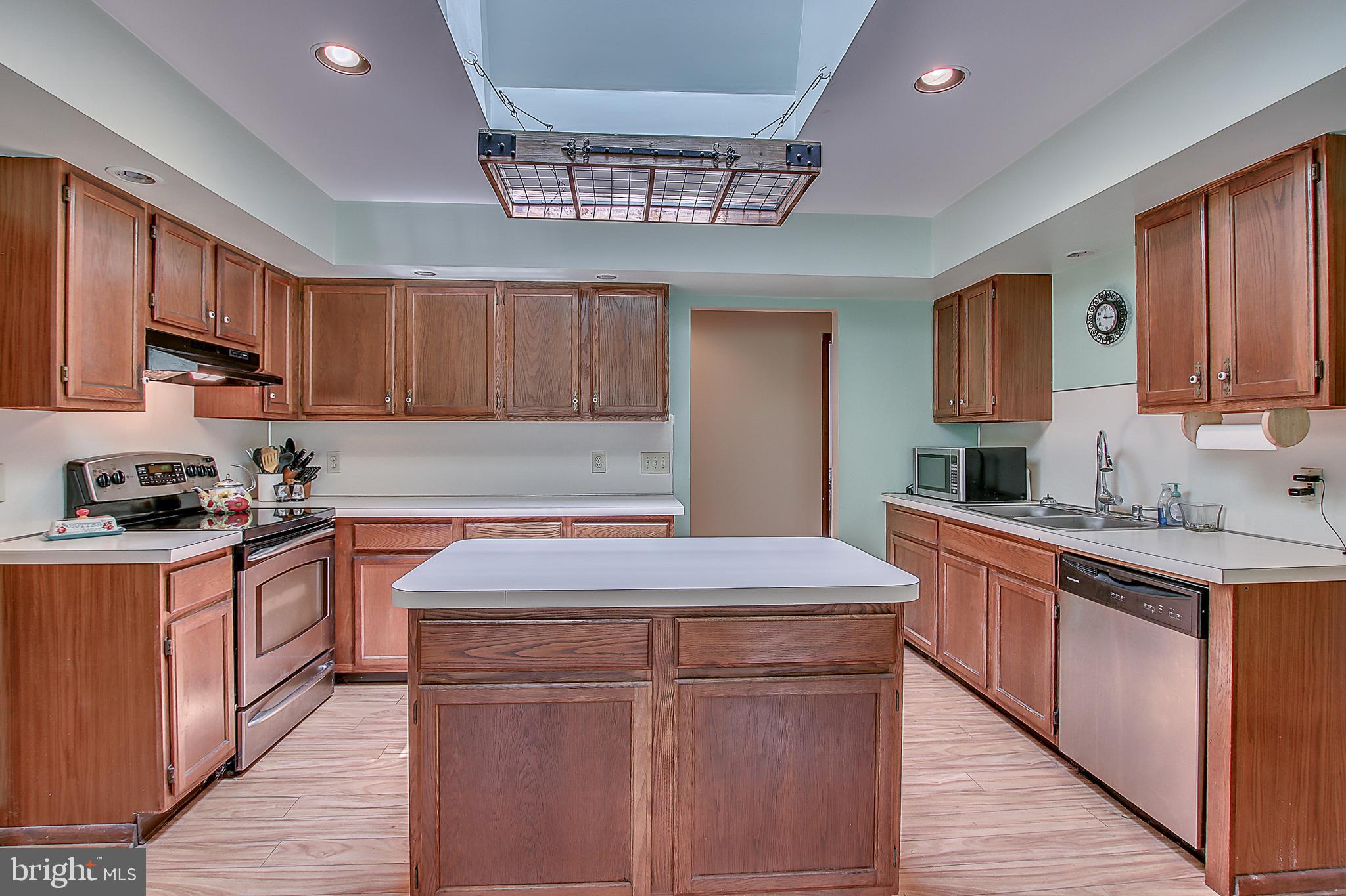 1126 Walters Road Pennsburg, PA 18073 - Photo 23 of 35 Gallery Image 23