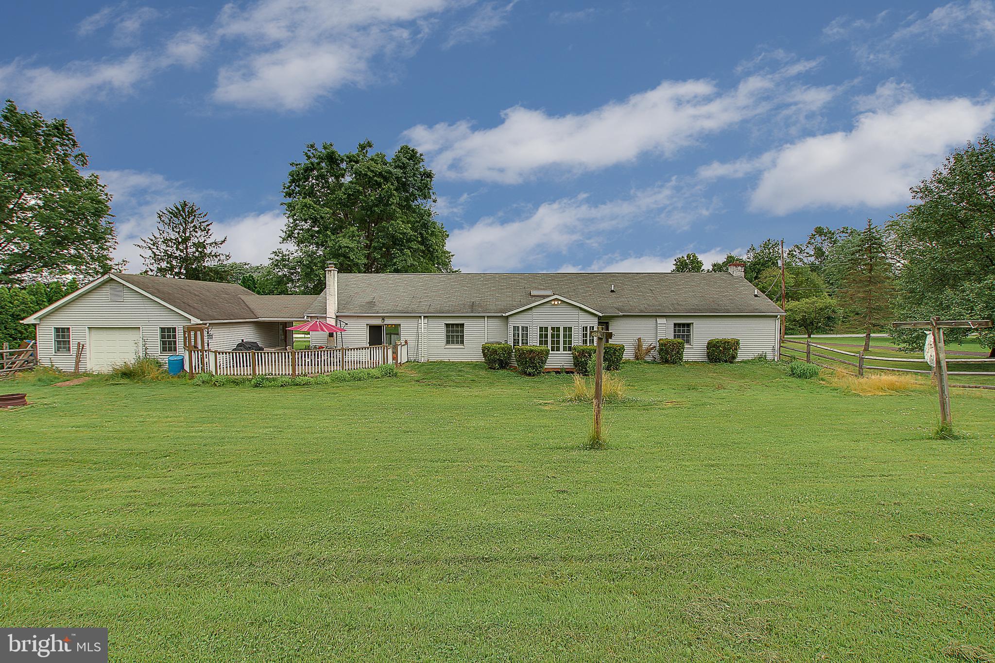 1126 Walters Road Pennsburg, PA 18073 - Photo 9 of 35 Gallery Image 9