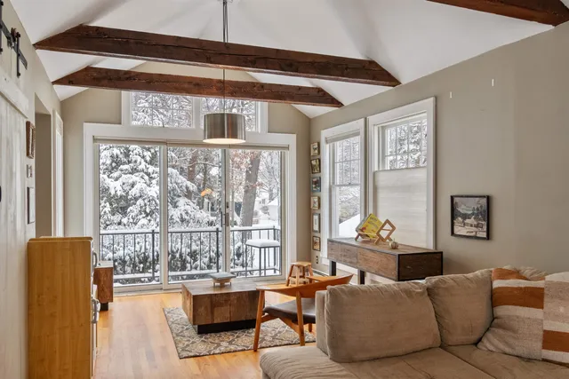 $515,000 | 6 Mayfair Street, South Burlington, VT 05403