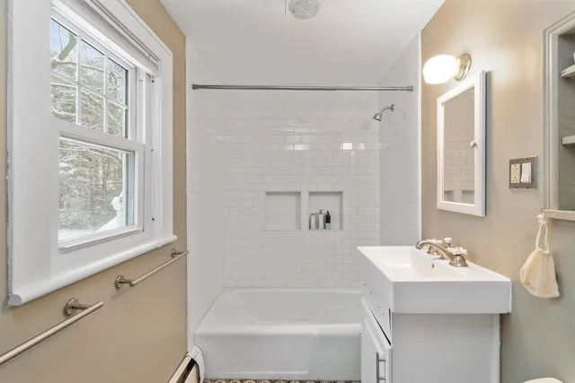 $515,000 | 6 Mayfair Street, South Burlington, VT 05403