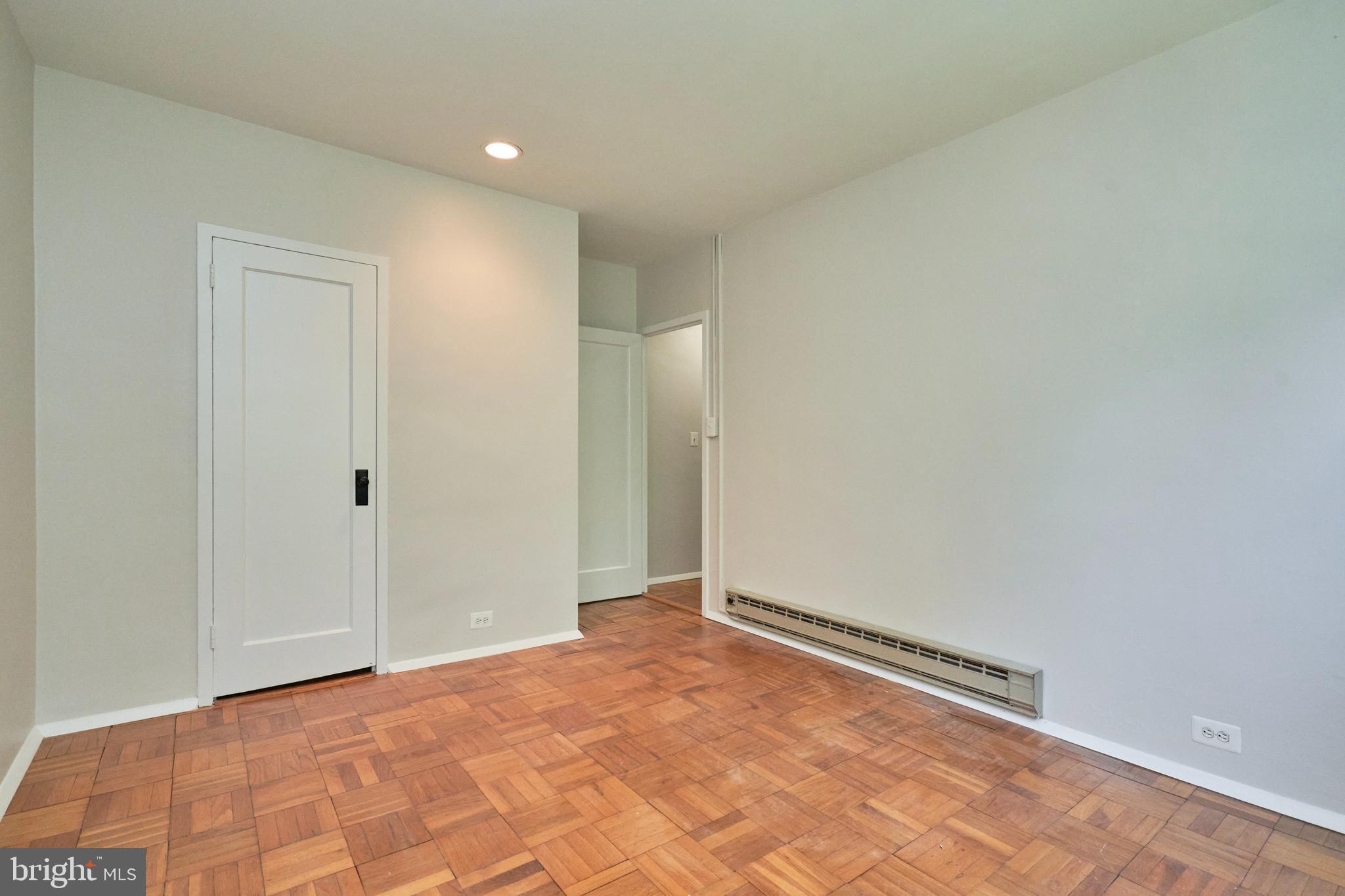 3314 Gunston Road, Unit 7303314 Alexandria, VA 22302 - Photo 29 of 42 2nd bed