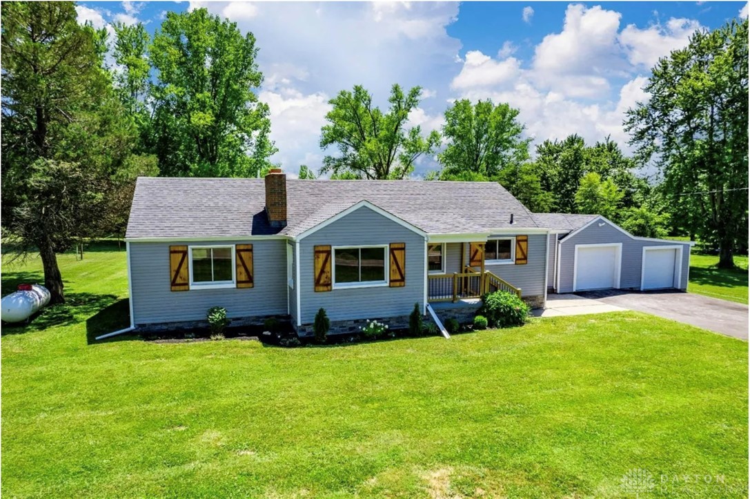 1723 Harlan Road Waynesville, OH 45068 - Photo 1 of 12