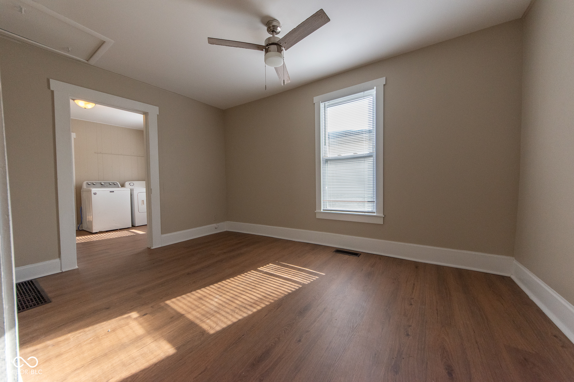 507 North Cherry Street Columbus, IN 47201 - Photo 2 of 19