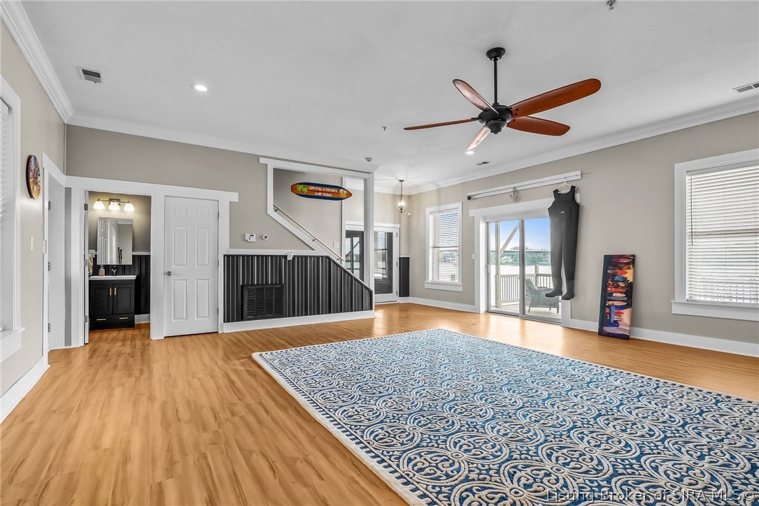 4702 Upper River Road Jeffersonville, IN 47130 - Photo 10 of 69 1st Floor Family Room