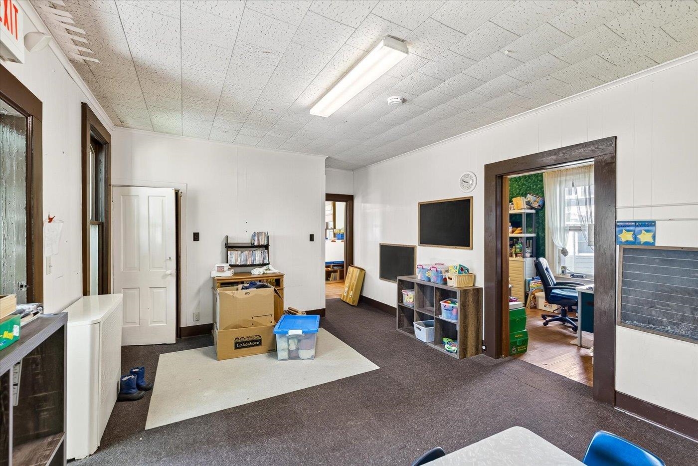 231 4th Street Baraboo, WI 53913 - Photo 35 of 46