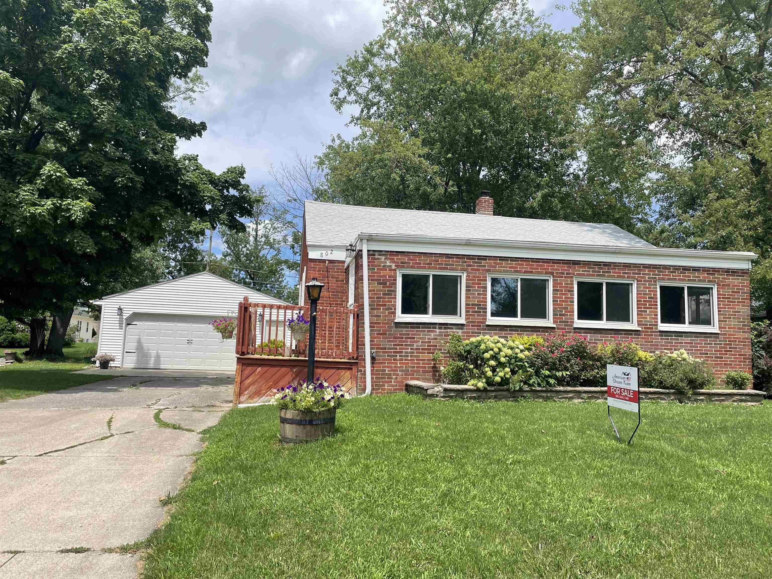 802 Elmer Avenue Fort Wayne, IN 46808 - Photo 1 of 8 Gallery Image 1