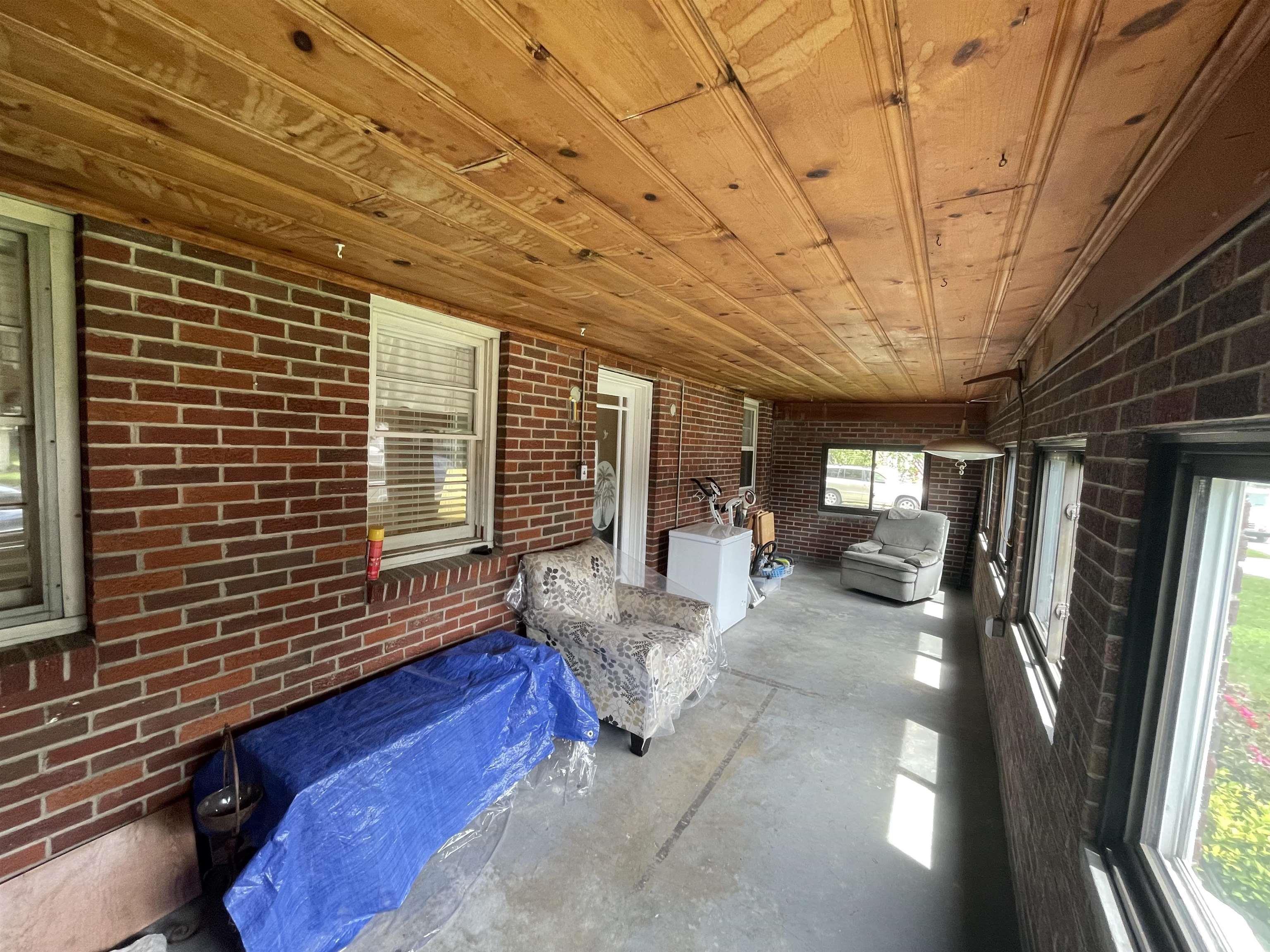 802 Elmer Avenue Fort Wayne, IN 46808 - Photo 2 of 8 Gallery Image 2
