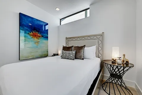 $740,000 | 3406 East 17th Street, Unit 5, Austin, TX 78721