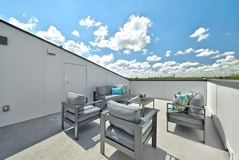 $740,000 | 3406 East 17th Street, Unit 5, Austin, TX 78721