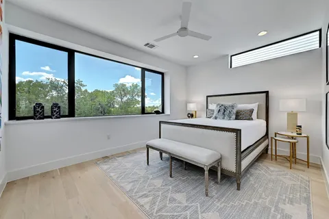 $740,000 | 3406 East 17th Street, Unit 5, Austin, TX 78721