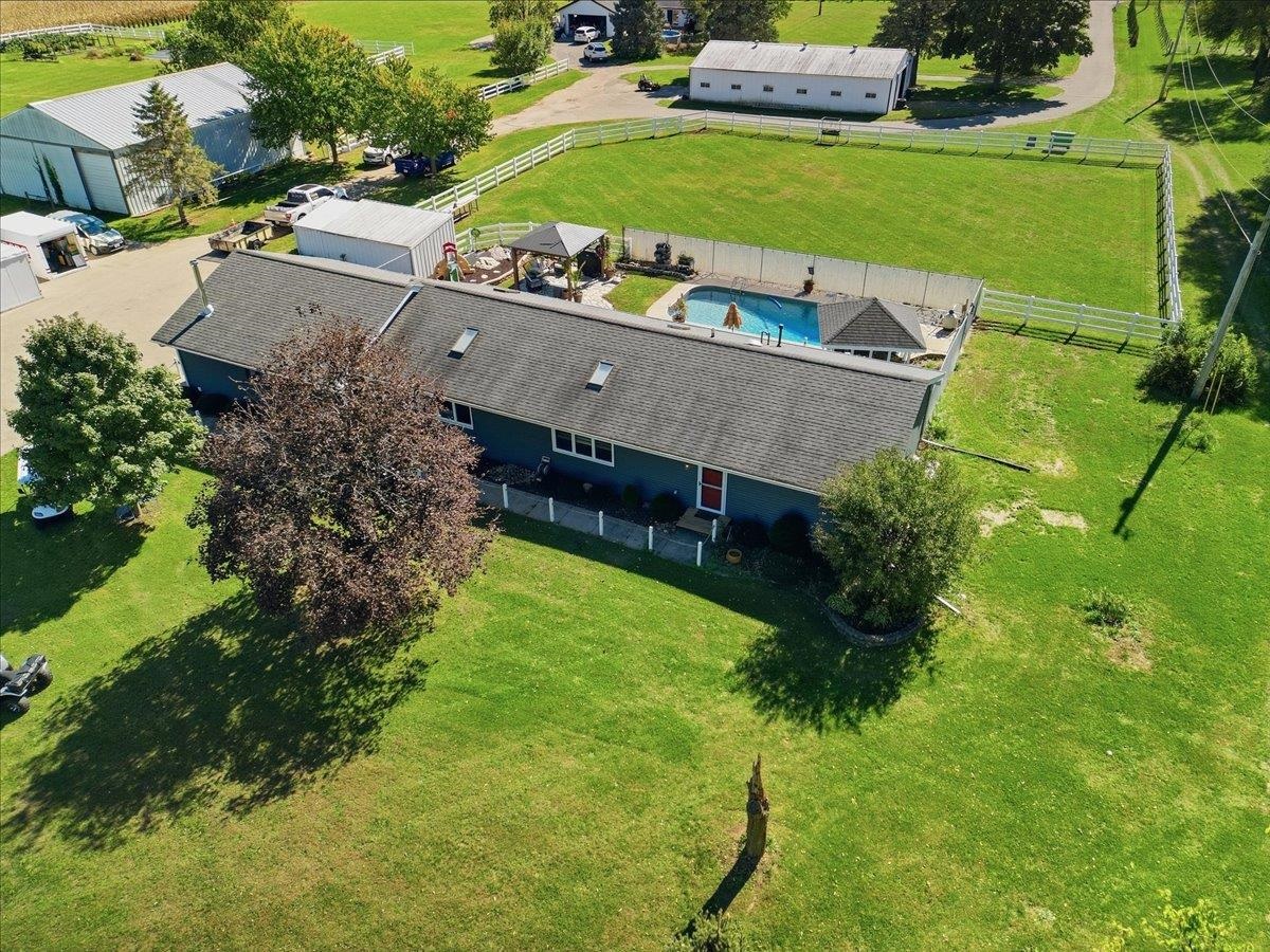2333 Fischer Road South Beloit, IL 61080 - Photo 2 of 62 Gallery Image 2