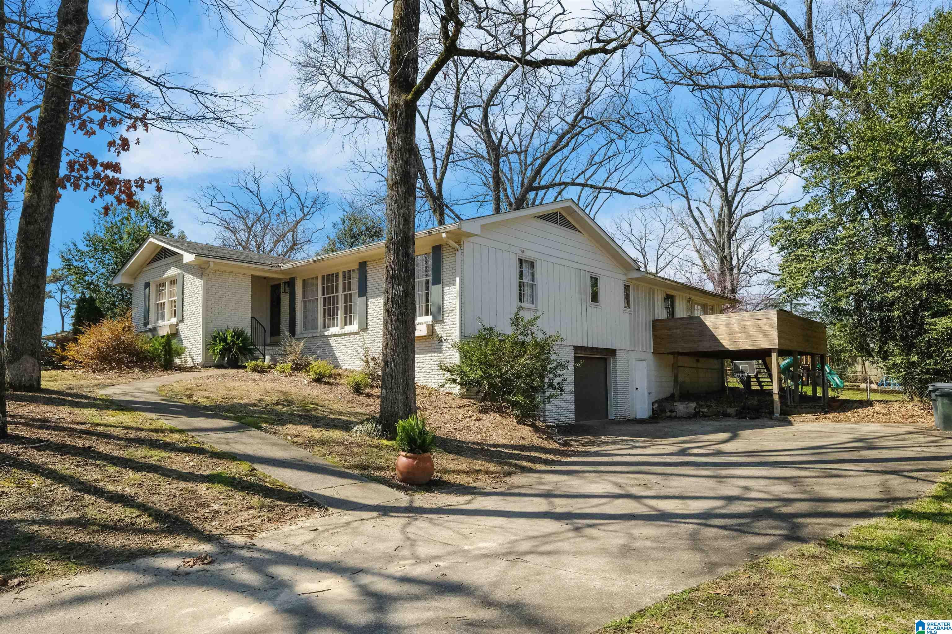 3181 Dolly Ridge Drive Birmingham, AL 35243 - Photo 1 of 33