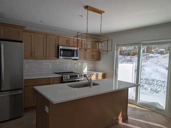 $3,200 | 778 Main Street, Unit 6, Leicester, MA 01524