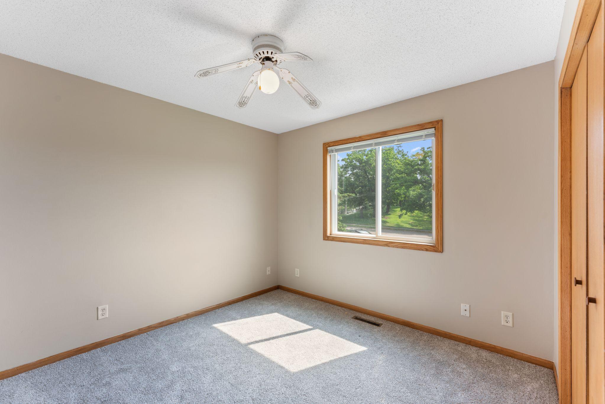1380 Silver Lake Road Northwest New Brighton, MN 55112 - Photo 17 of 27
