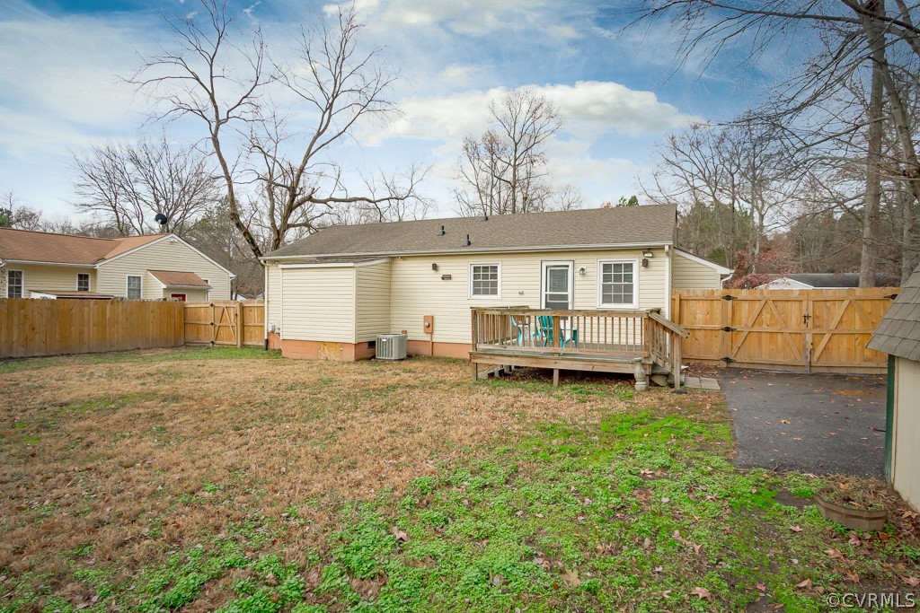 4705 Twelveoaks Road Midlothian, VA 23112 - Photo 20 of 25 a white house that has a tree in front of it