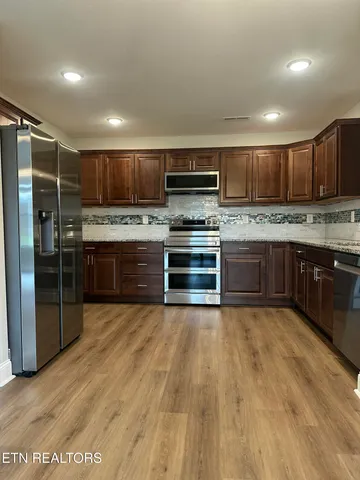 $389,000 | 766 Snowflower Circle, Pigeon Forge, TN 37863