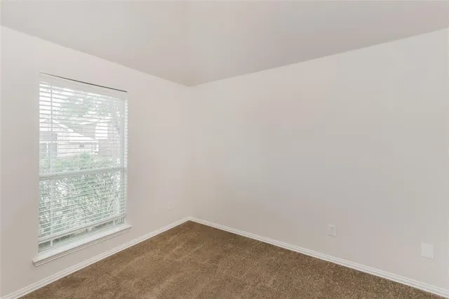 $2,305 | 1039 Barrymore Lane, Duncanville, TX 75137