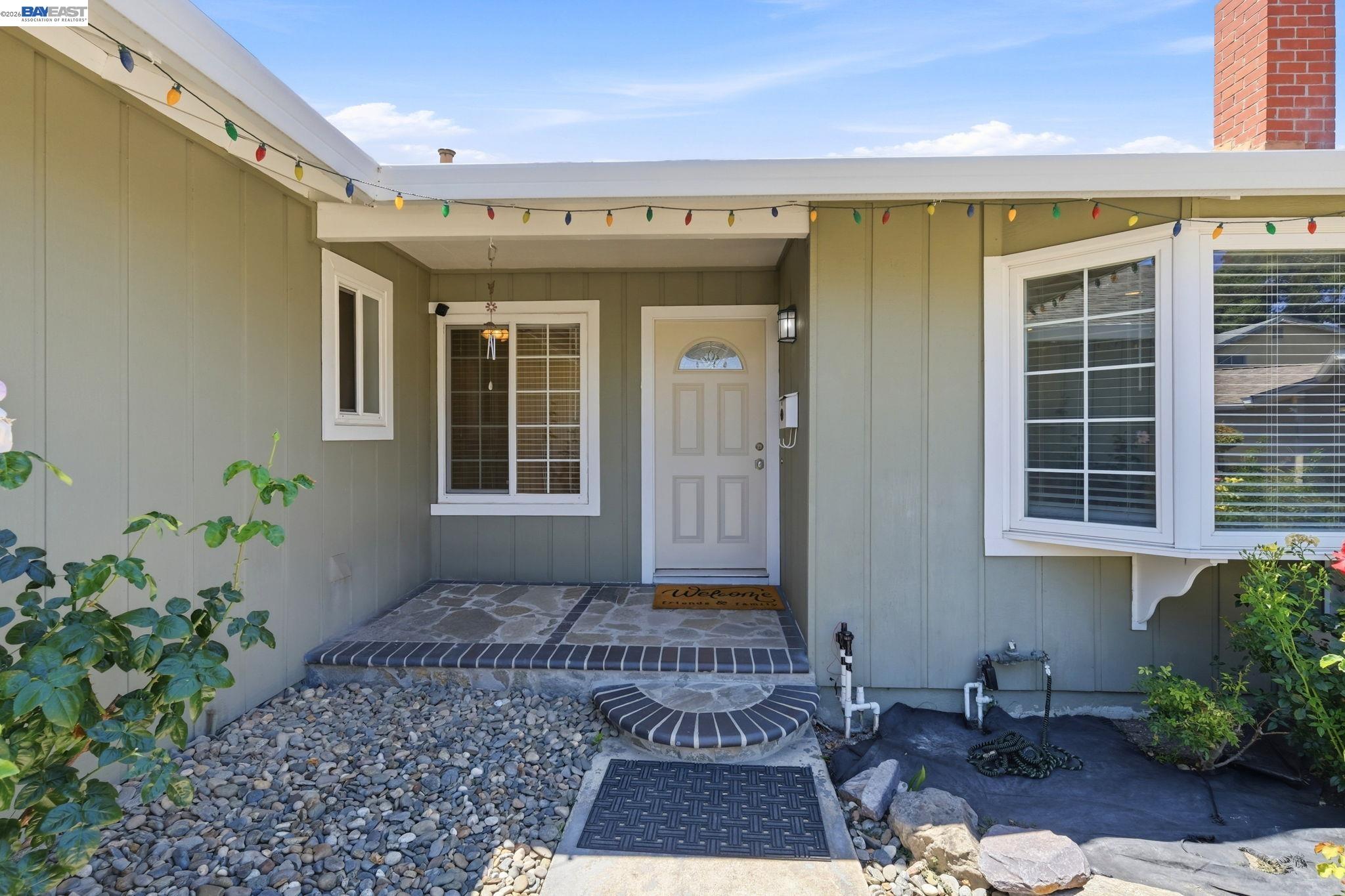 325 Goshen Court San Ramon, CA 94583 - Photo 4 of 41