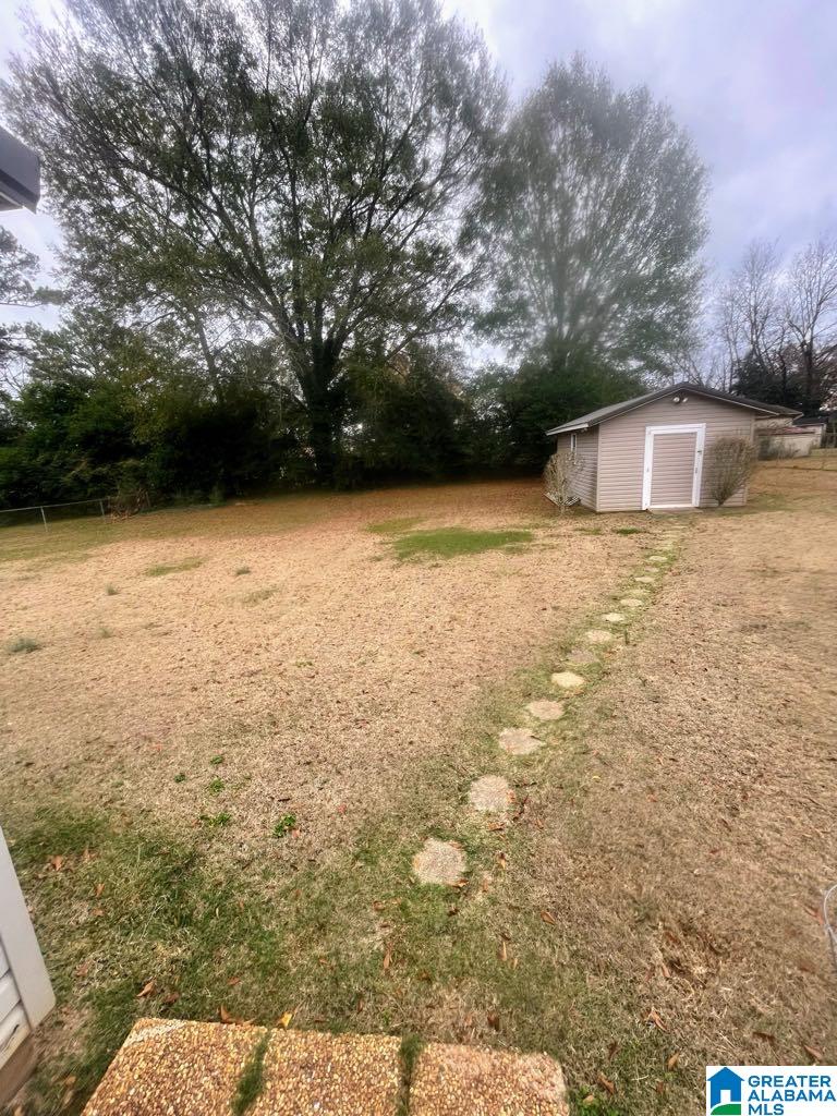 3912 Bramble Road Anniston, AL 36207 - Photo 4 of 16