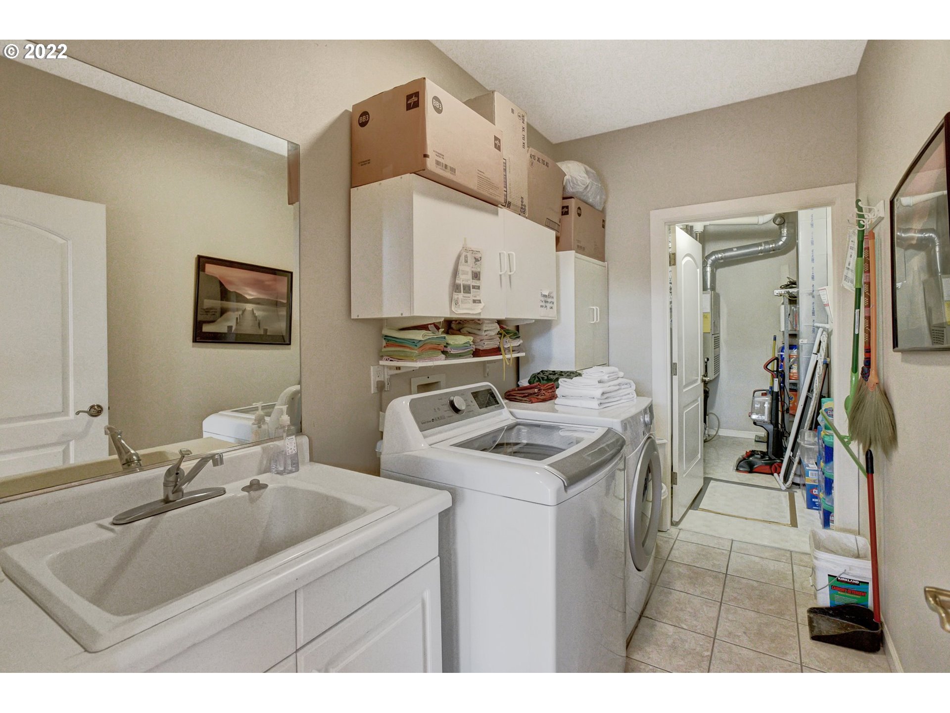 12122 Southeast Foster Road Portland, OR 97266 - Photo 26 of 32