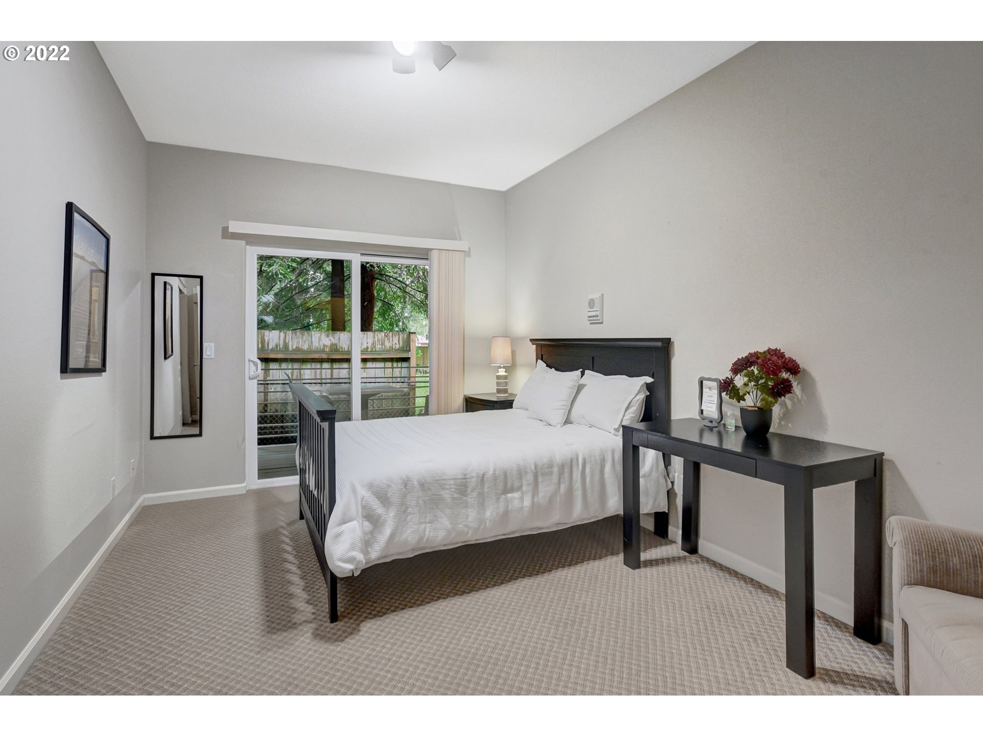 12122 Southeast Foster Road Portland, OR 97266 - Photo 9 of 32