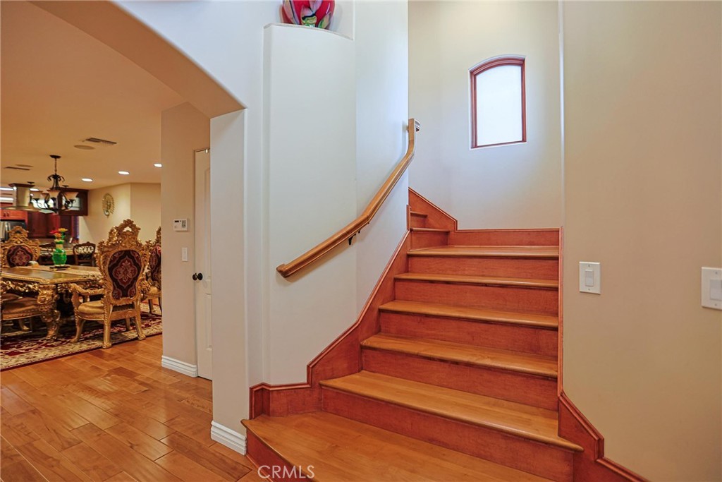 116 Termino Avenue Long Beach, CA 90803 - Photo 25 of 51 a view of entryway with wooden floor