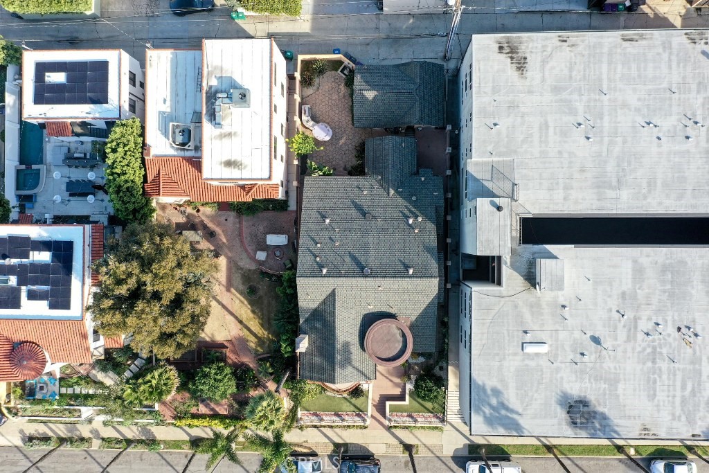 116 Termino Avenue Long Beach, CA 90803 - Photo 50 of 51 an aerial view of residential houses with outdoor space