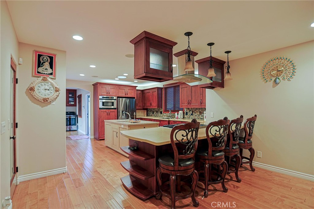 116 Termino Avenue Long Beach, CA 90803 - Photo 5 of 51 a view of a dining room with furniture