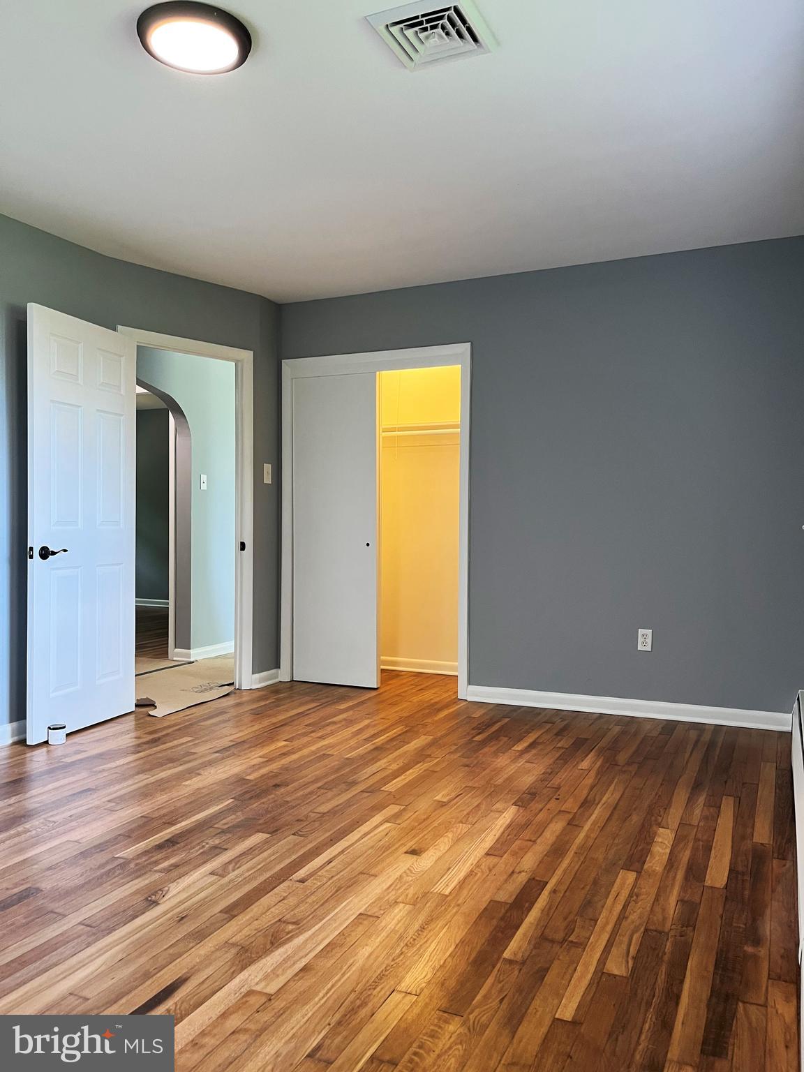 910 Spring City Road Phoenixville, PA 19460 - Photo 23 of 35 Giant 2nd Bedroom