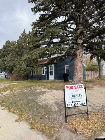 $250,000 | 1239 South Oak Street, Casper, WY 82601