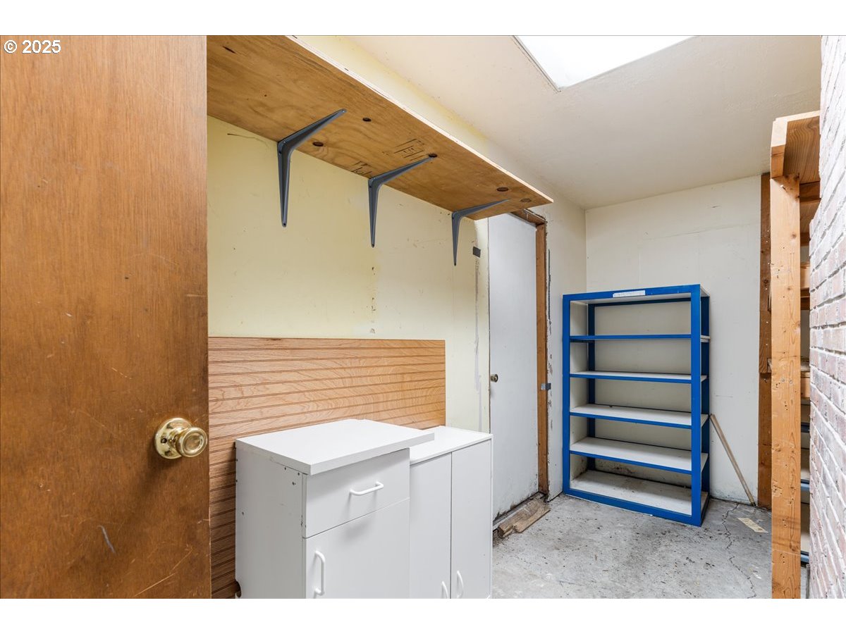 719 South Chehalem Street Newberg, OR 97132 - Photo 16 of 27 a view of storage and utility room