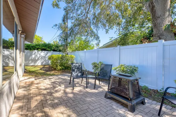 $3,600 | 13964 106th Avenue North, Largo, FL 33774