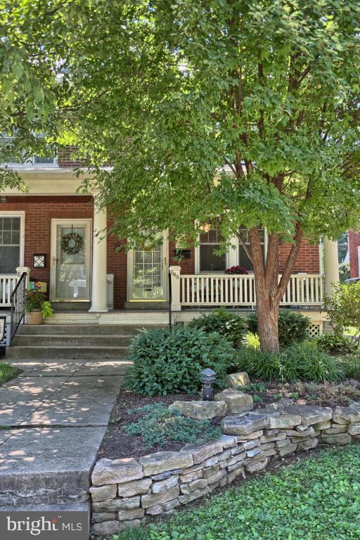 848 Pleasure Road Lancaster, PA 17601 - Photo 2 of 25 Gallery Image 2