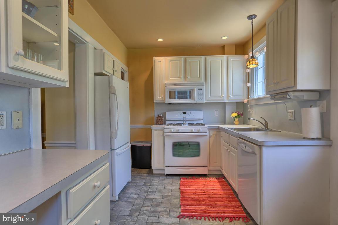 848 Pleasure Road Lancaster, PA 17601 - Photo 11 of 25 Gallery Image 11