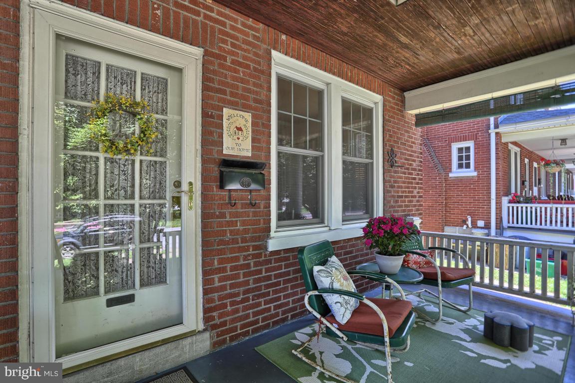 848 Pleasure Road Lancaster, PA 17601 - Photo 3 of 25 Gallery Image 3