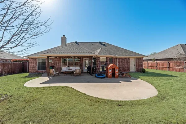 $429,900 | 750 Stefhanie Drive, Celina, TX 75009