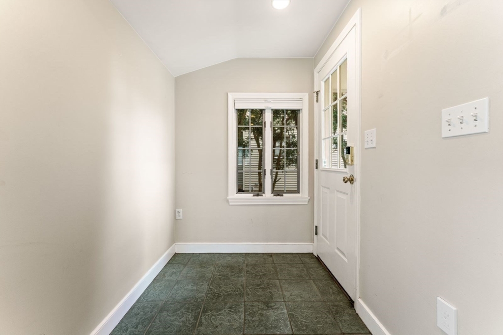 17 Harrington Road Waltham, MA 02452 - Photo 21 of 38