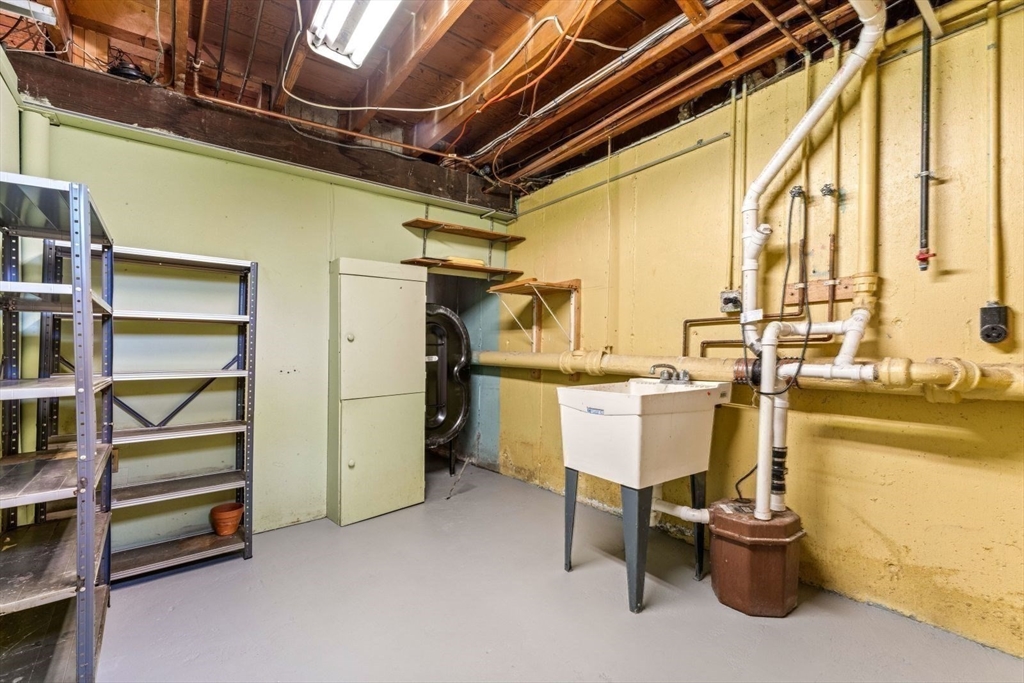 17 Harrington Road Waltham, MA 02452 - Photo 28 of 38