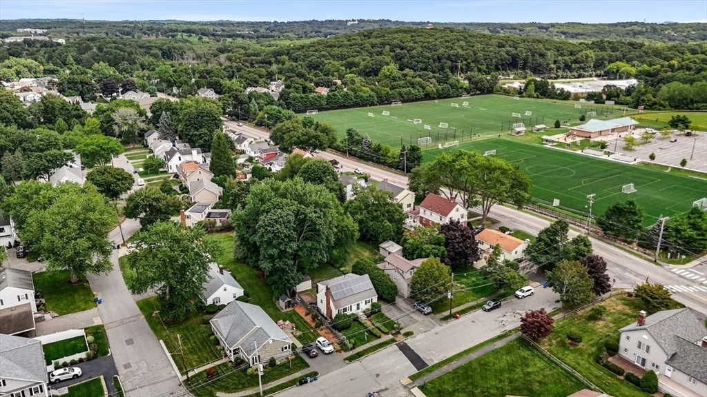 17 Harrington Road Waltham, MA 02452 - Photo 35 of 38