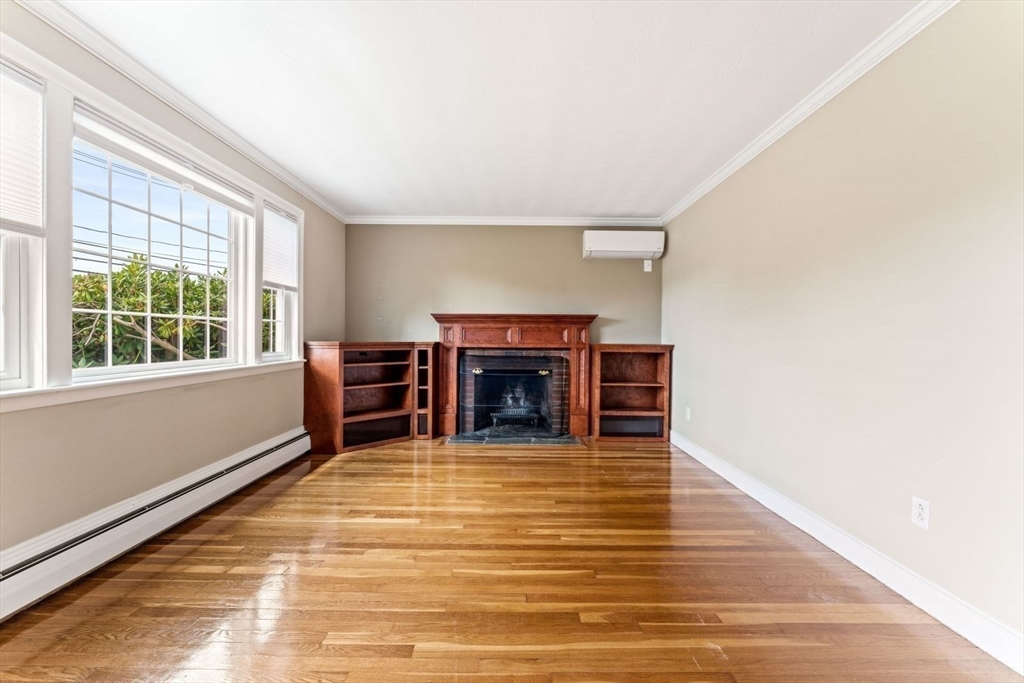 17 Harrington Road Waltham, MA 02452 - Photo 10 of 38