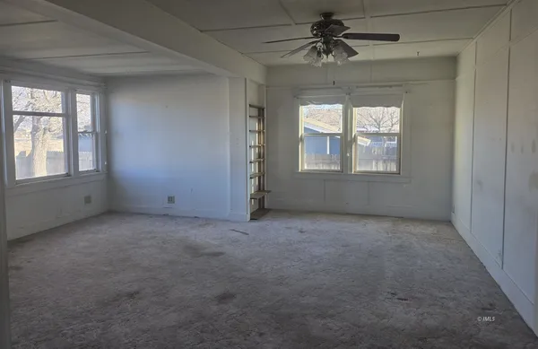 $220,000 | 507 South Edwards Street, Independence, CA 93526