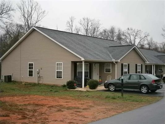 234-236 West Reedy Fork Road Seneca, SC 29678 - Photo 2 of 4 Gallery Image 2