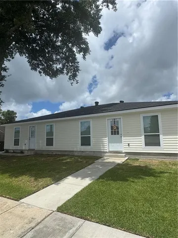 $1,825 | Undisclosed Address, Meraux, LA 70075